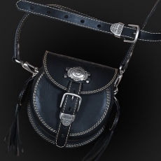 Laidies leather bag black and white